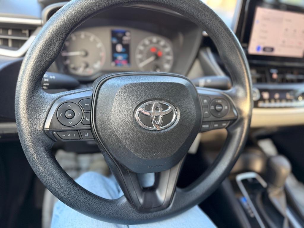 Toyota Corolla LE 2025