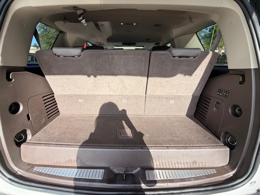GMC Yukon Denali 4WD 2016