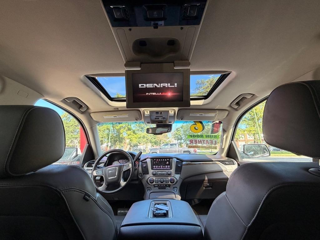 GMC Yukon Denali 4WD 2016