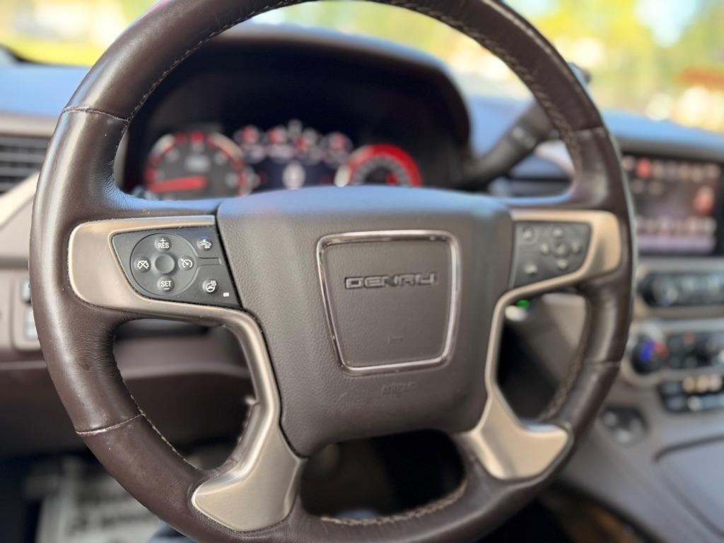 GMC Yukon Denali 4WD 2016