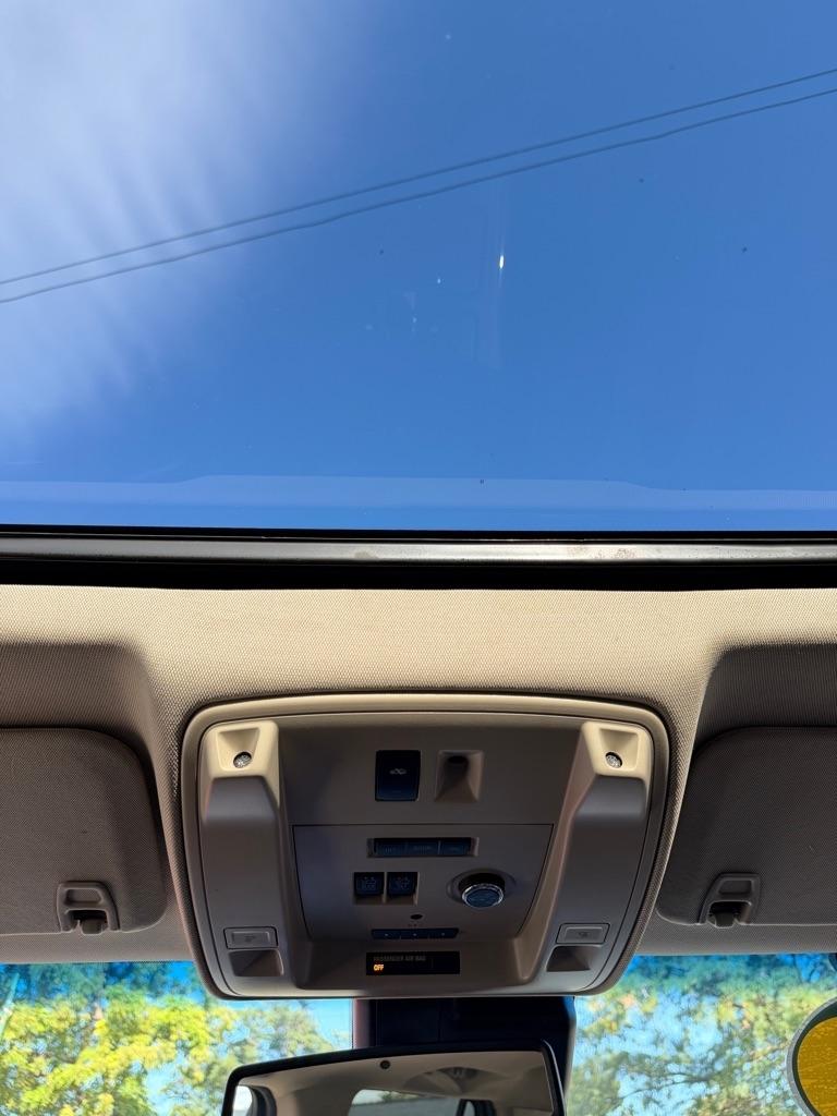 GMC Yukon Denali 4WD 2016