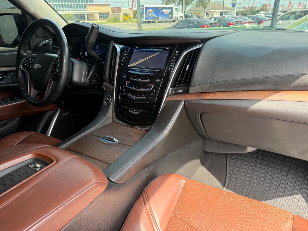 Cadillac Escalade 2WD 4dr Luxury Collection 2016