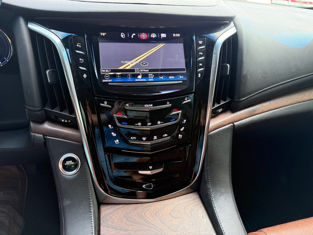 Cadillac Escalade 2WD 4dr Luxury Collection 2016