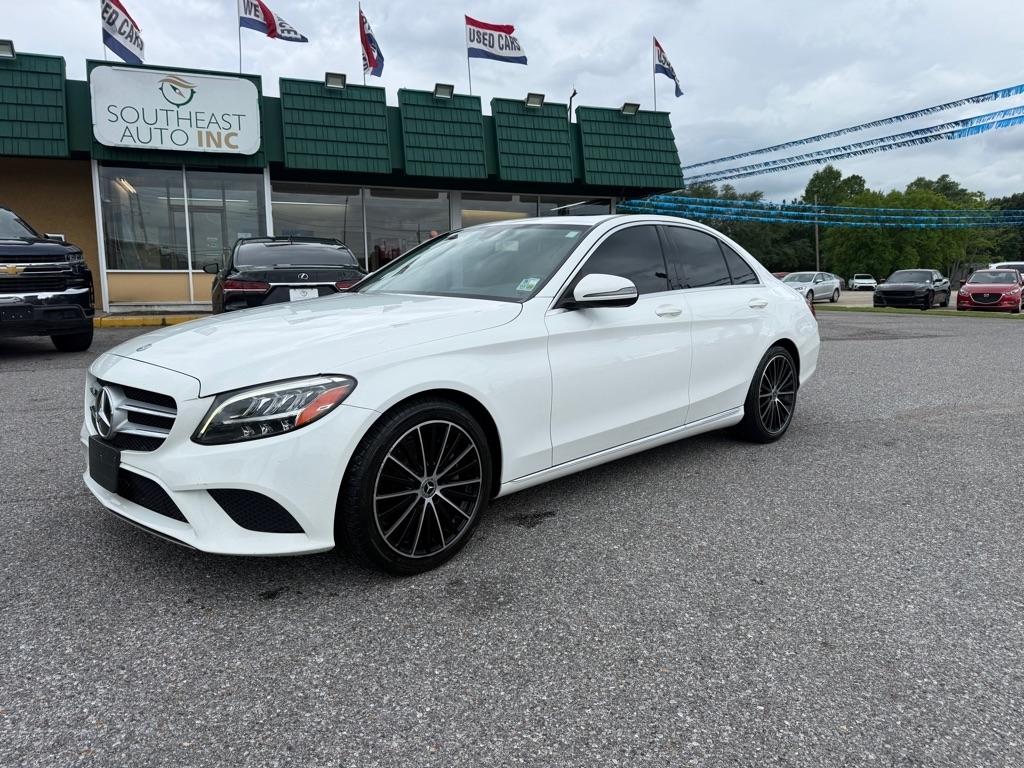 2019 Mercedes-Benz C-Class C300's photo