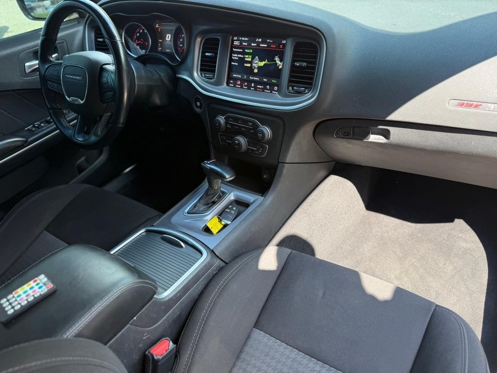 Dodge Charger photo 13