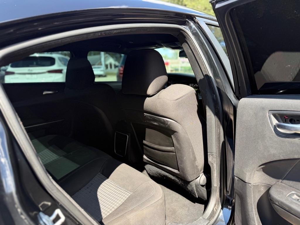 Dodge Charger photo 15