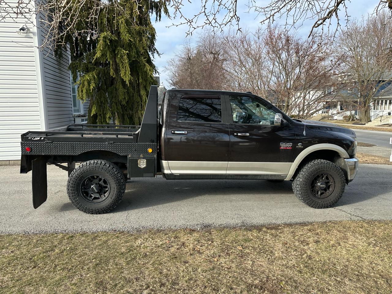 RAM 3500 4WD Crew Cab 149" Laramie 2011