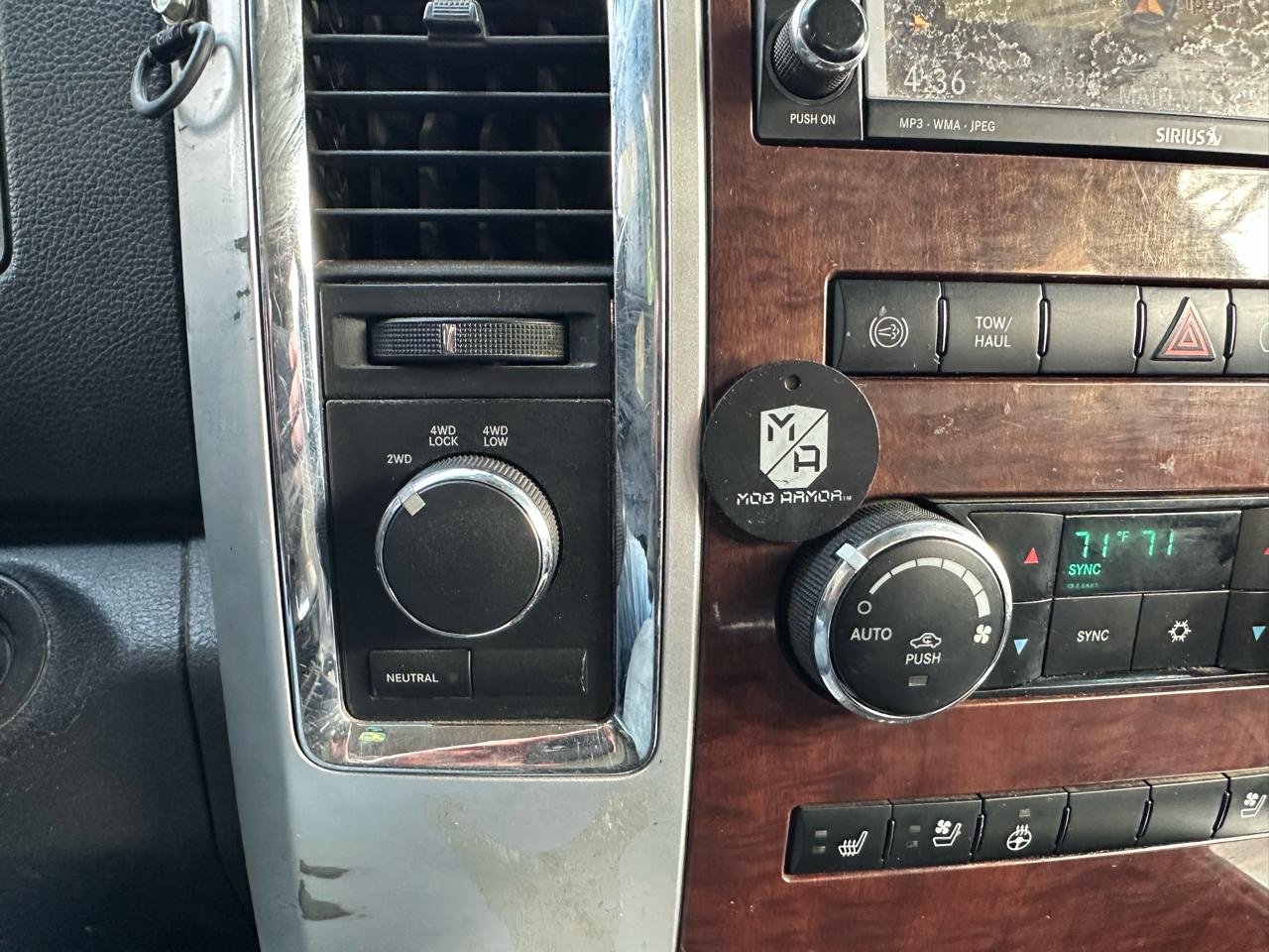 RAM 3500 4WD Crew Cab 149" Laramie 2011