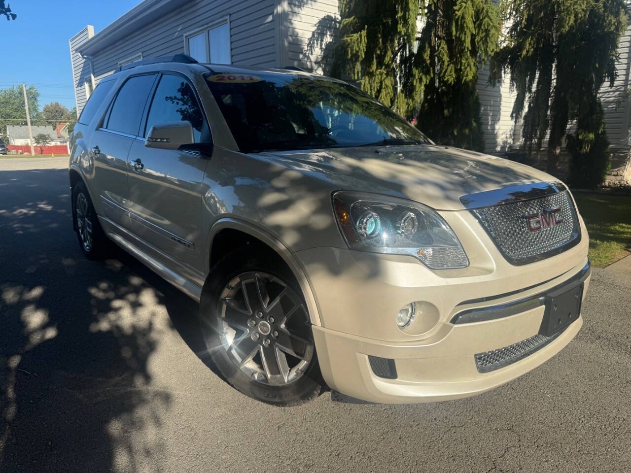 2011 GMC Acadia