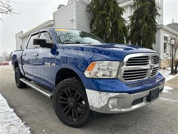 2014 RAM 1500 4WD Crew Cab 140.5" Big Horn