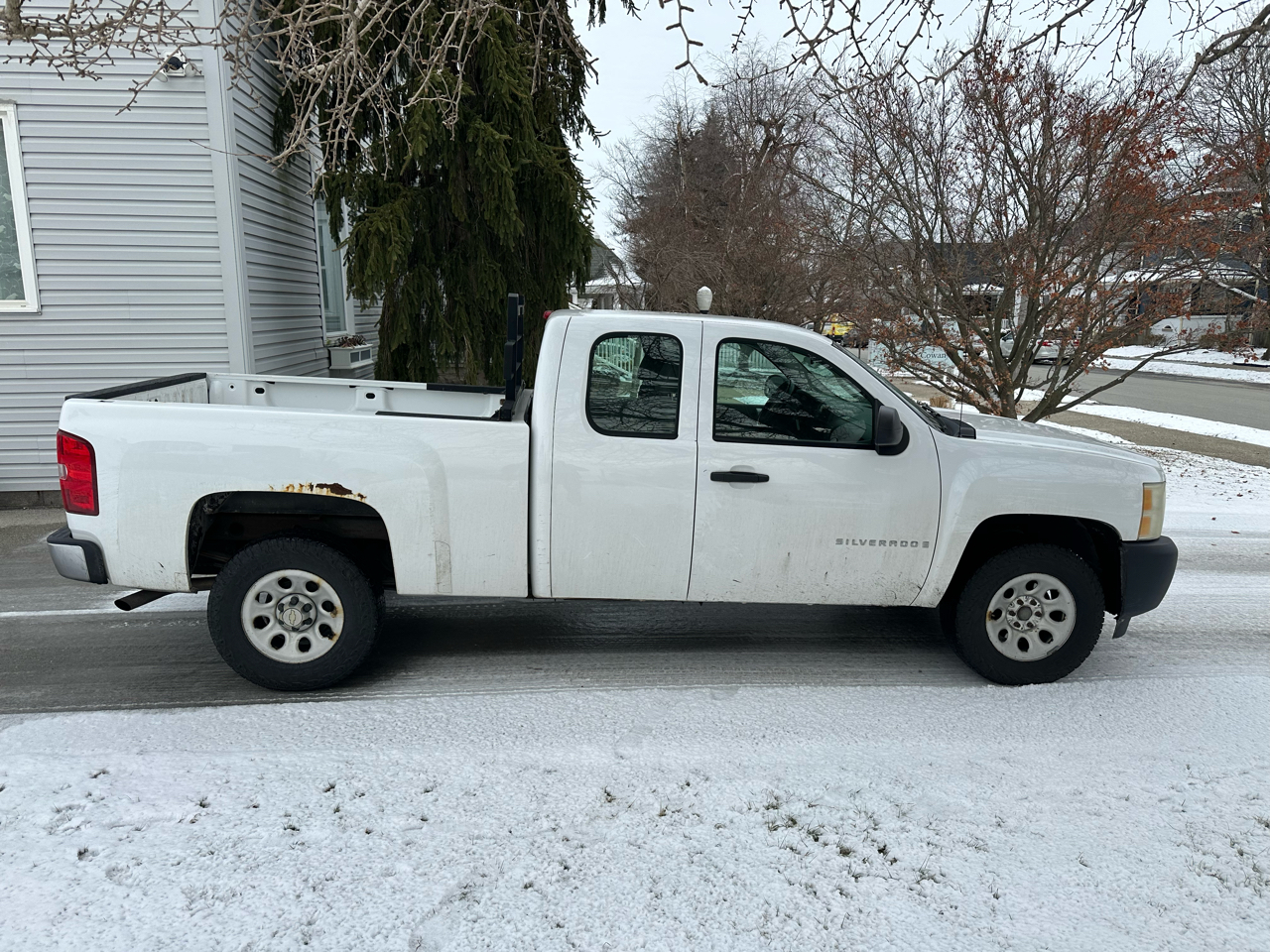 Chevrolet Silverado 1500 Work Truck Ext. Cab Std. Box 4WD 2008