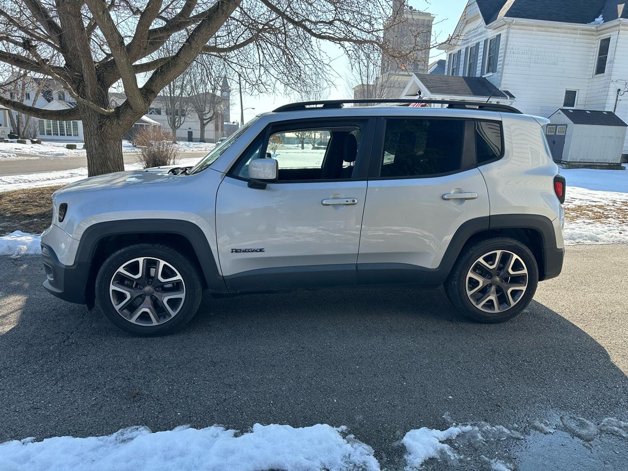 Jeep Renegade Latitude FWD 2015