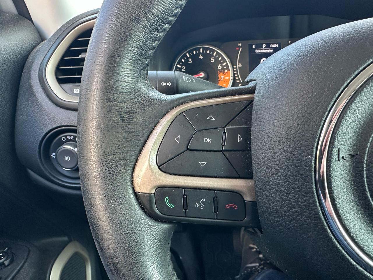 Jeep Renegade Latitude FWD 2015