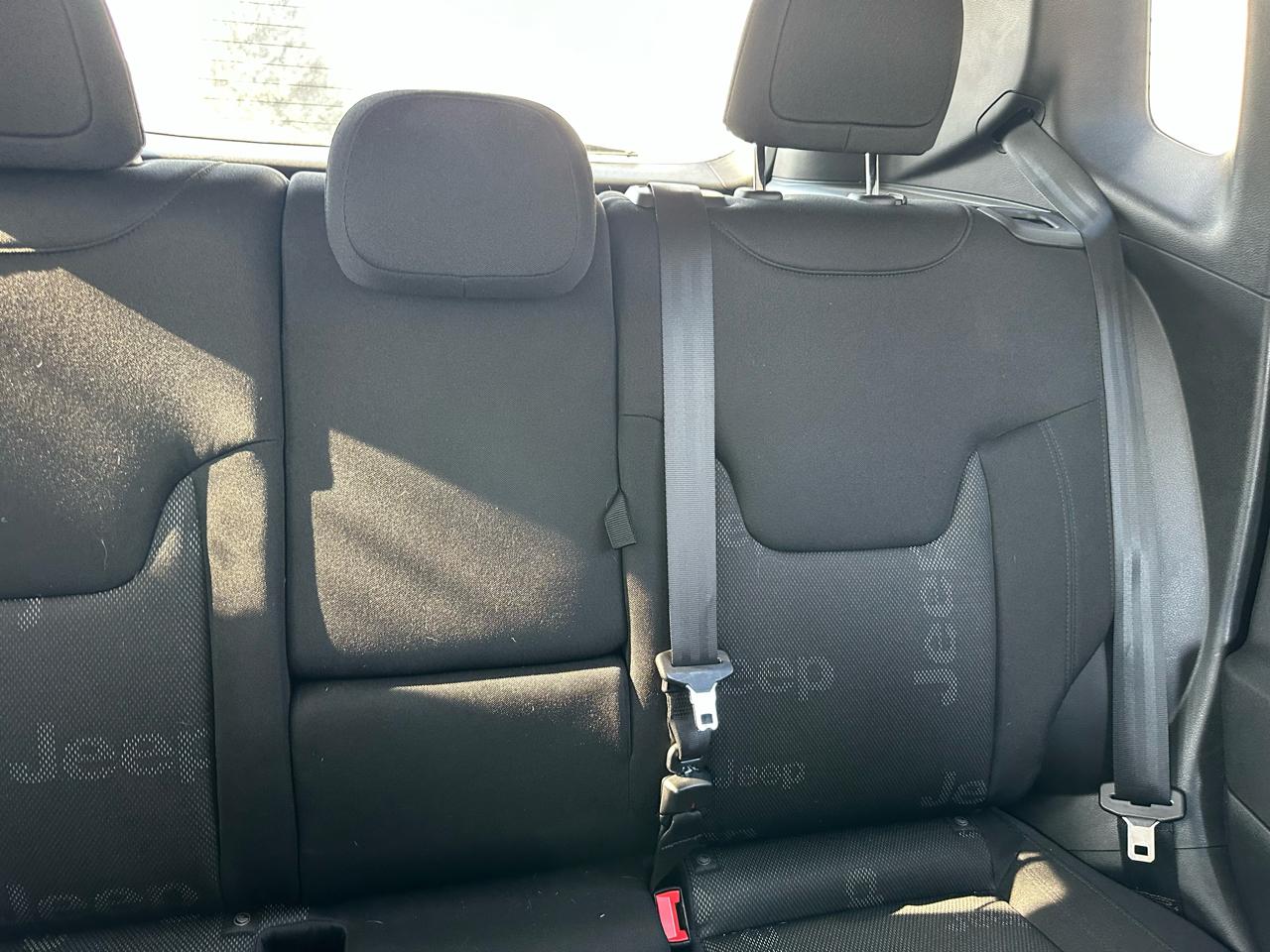 Jeep Renegade Latitude FWD 2015