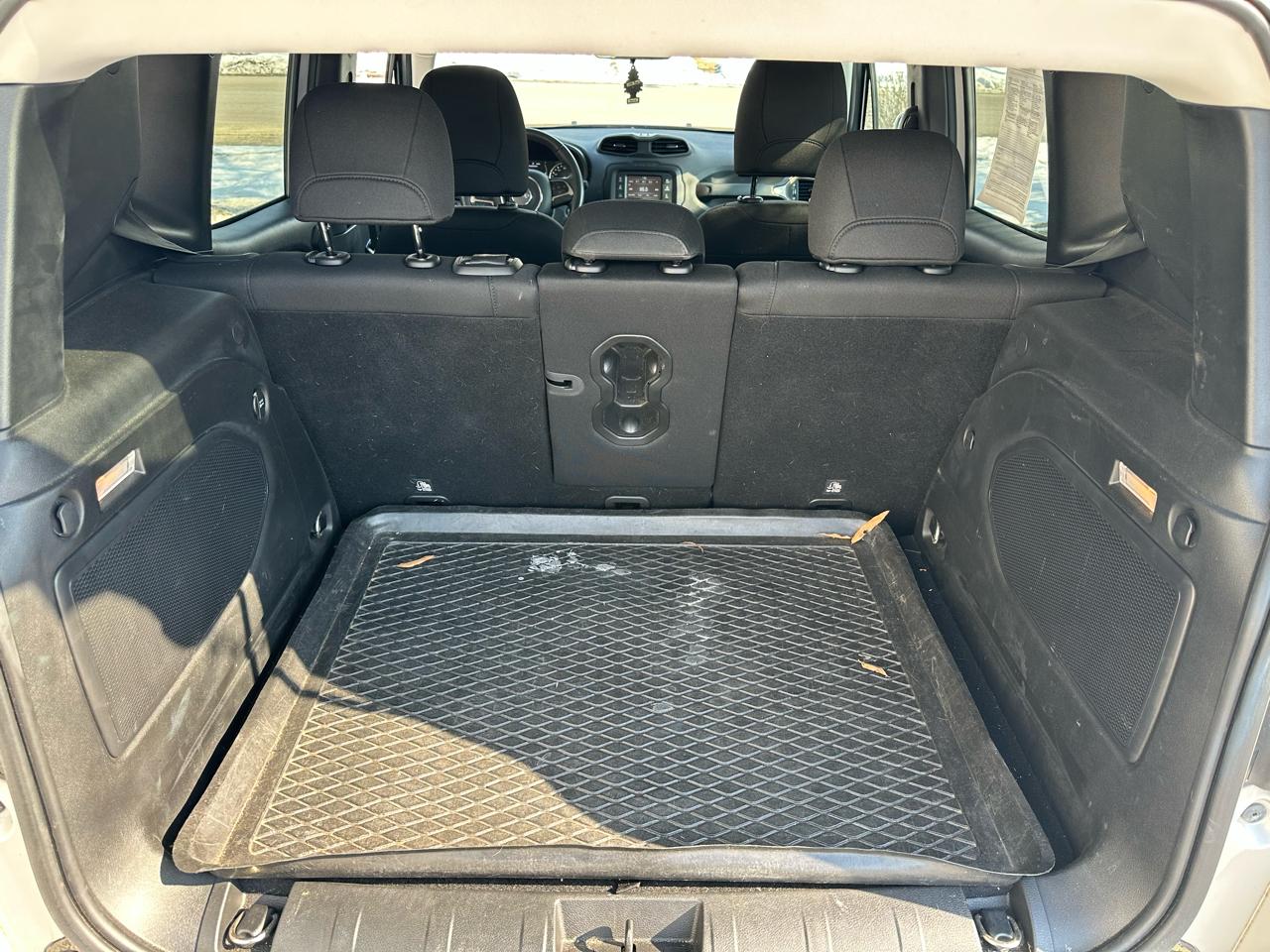 Jeep Renegade Latitude FWD 2015