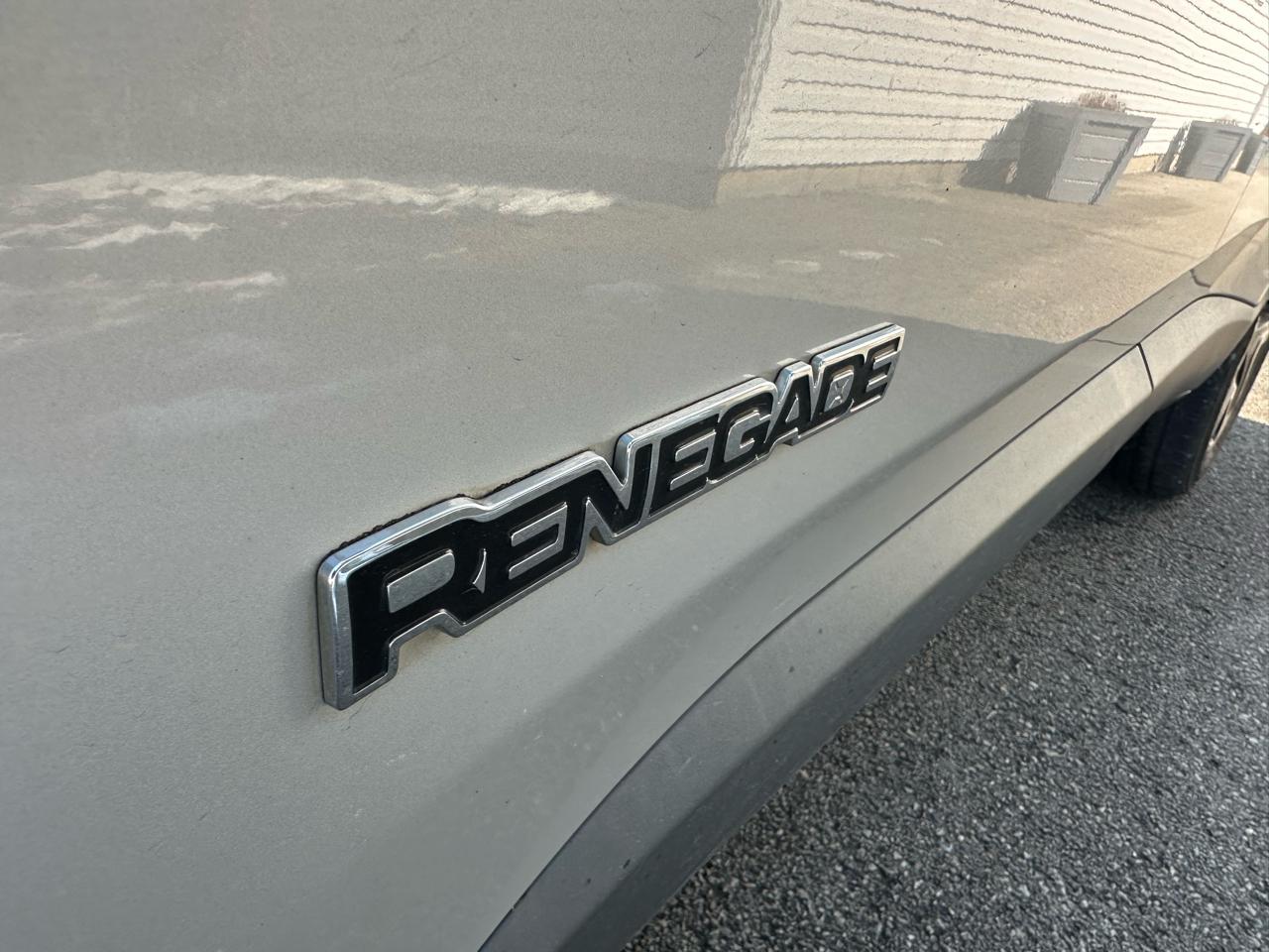 Jeep Renegade Latitude FWD 2015