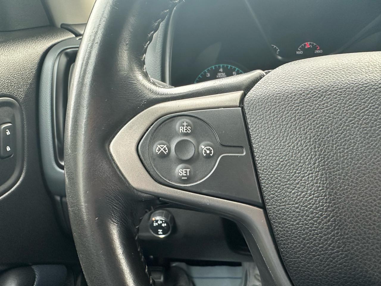 Chevrolet Colorado Z71 Crew Cab 4WD Long Box 2015