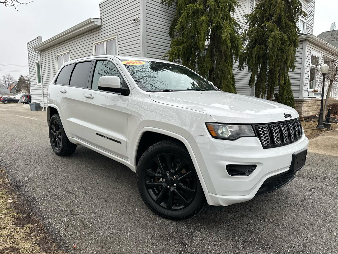 2018 Jeep Grand Cherokee Altitude 4x4 *Ltd Avail*