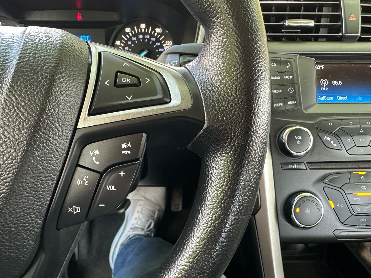 Ford Fusion S 2018