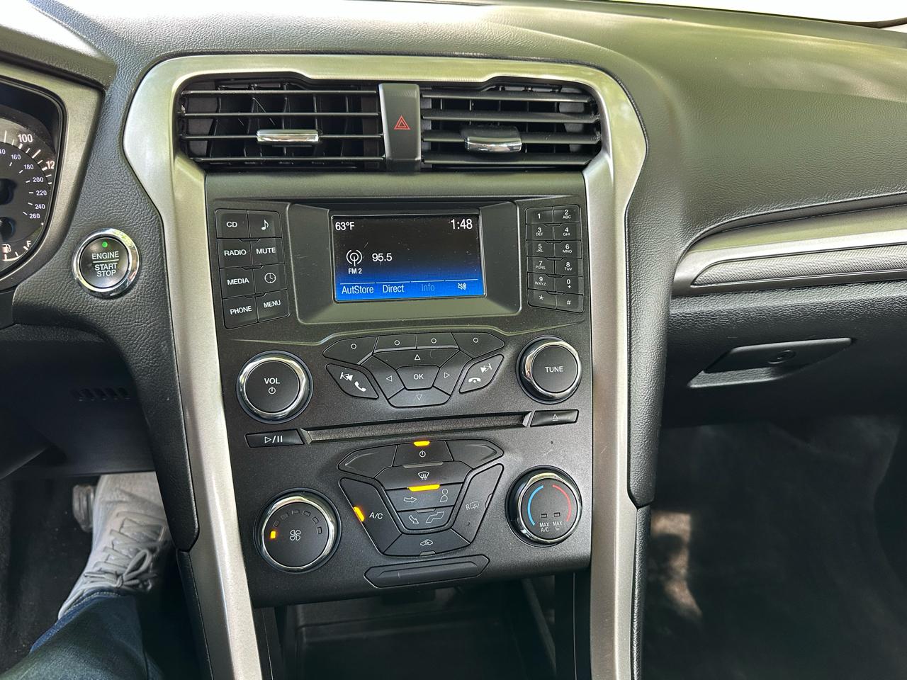 Ford Fusion S 2018