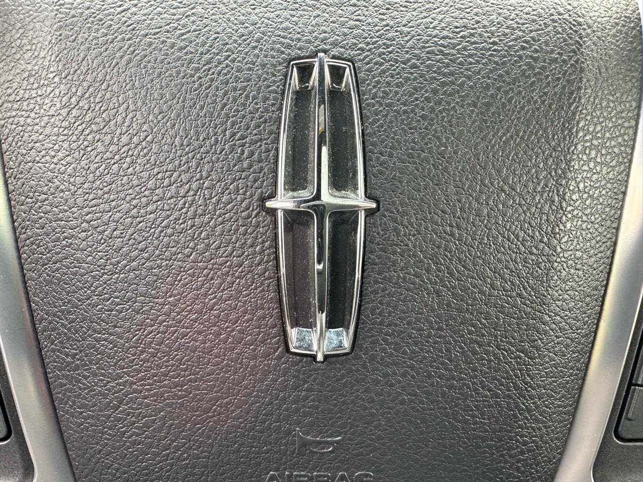 Lincoln MKS 3.5L with EcoBoost AWD 2011