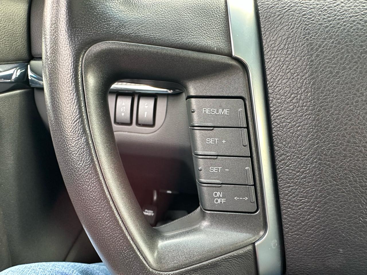 Lincoln MKS 3.5L with EcoBoost AWD 2011