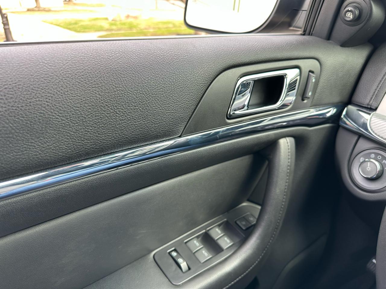 Lincoln MKS 3.5L with EcoBoost AWD 2011