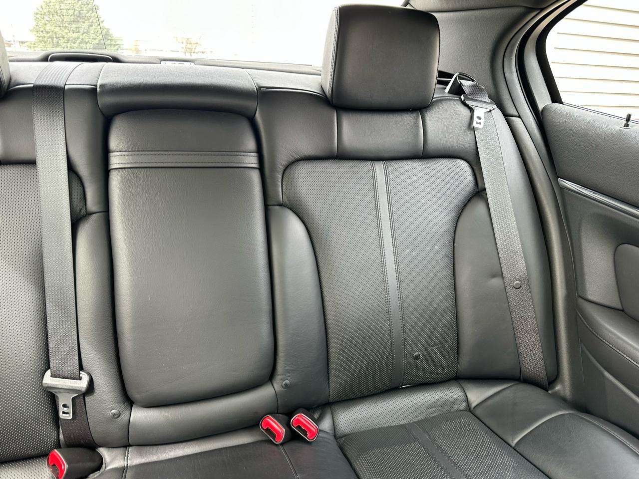 Lincoln MKS 3.5L with EcoBoost AWD 2011