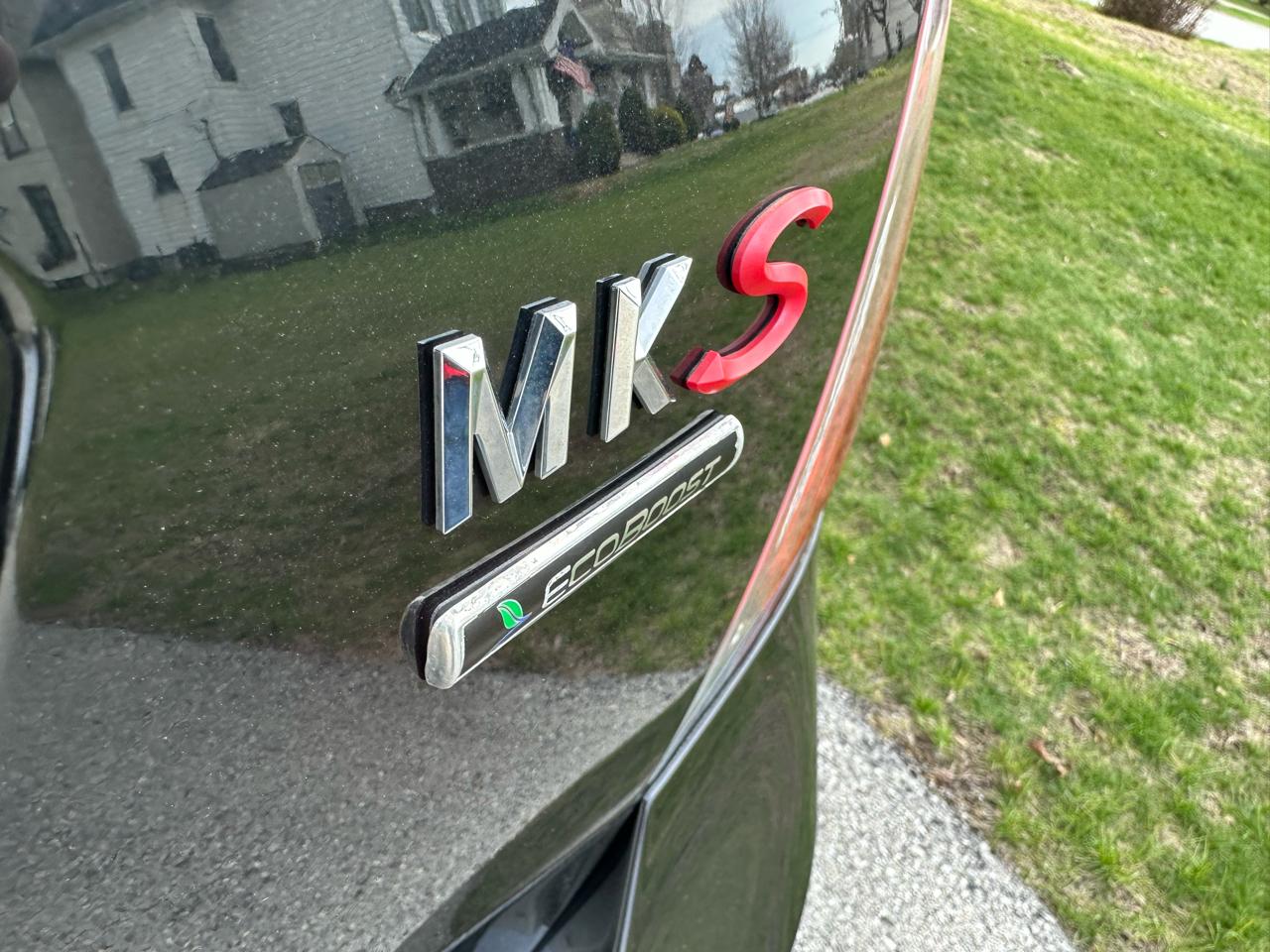 Lincoln MKS 3.5L with EcoBoost AWD 2011