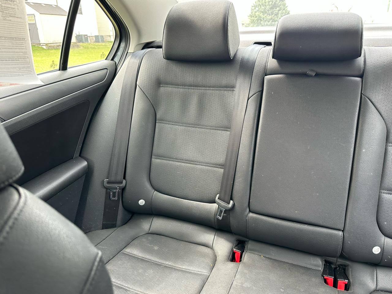 Volkswagen Jetta SE 2012