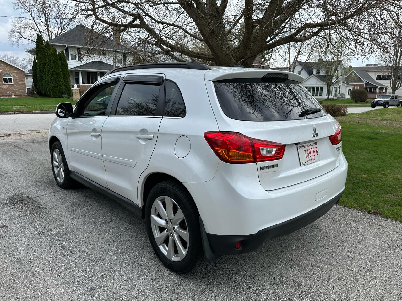 Mitsubishi Outlander Sport SE 4D SUV 4WD 2.0L at 2015