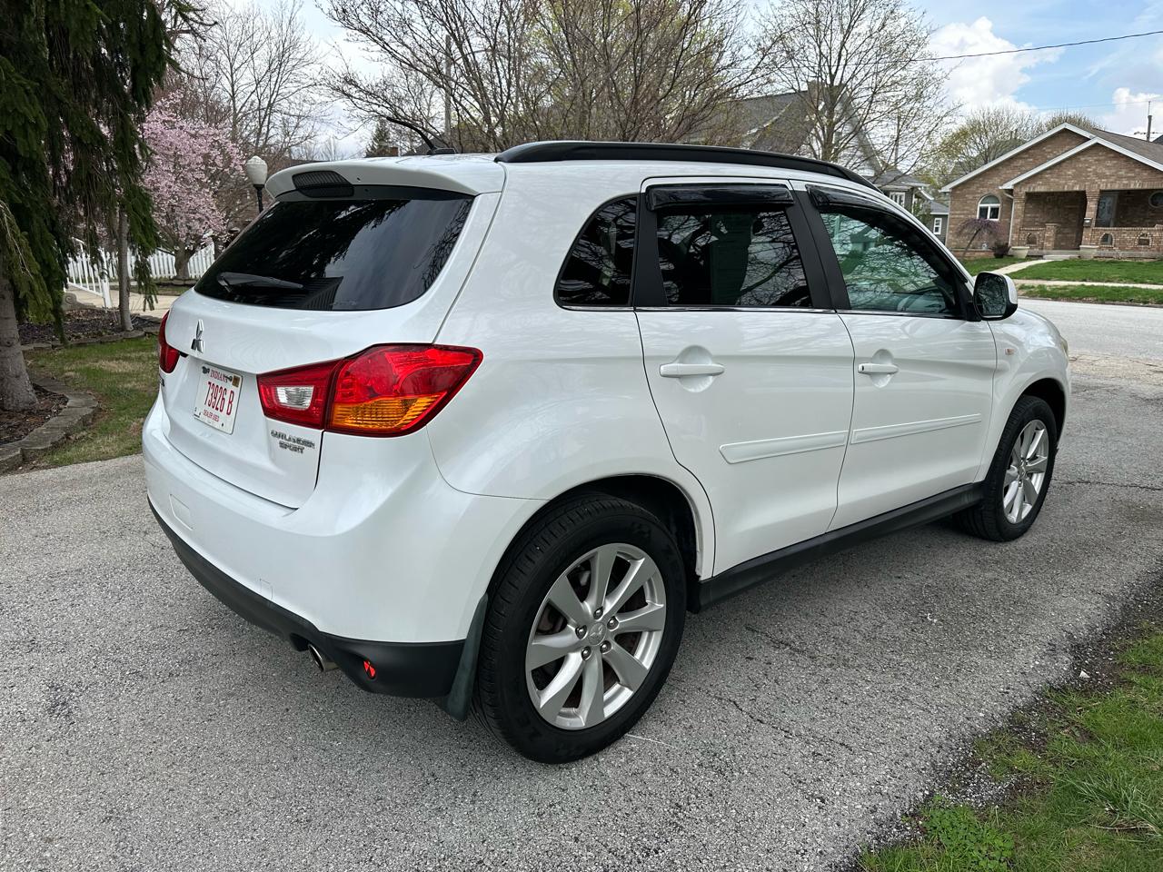 Mitsubishi Outlander Sport SE 4D SUV 4WD 2.0L at 2015