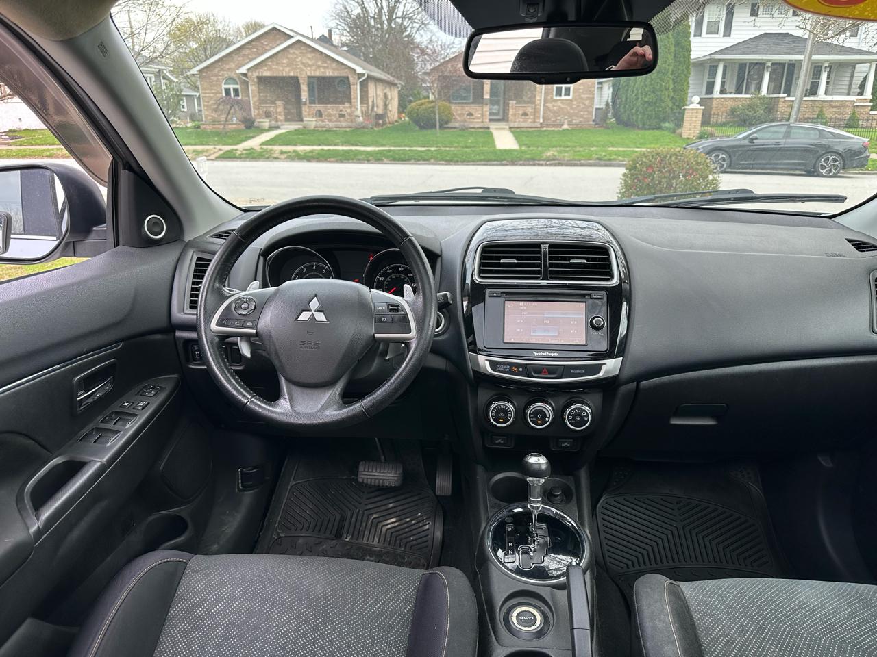 Mitsubishi Outlander Sport SE 4D SUV 4WD 2.0L at 2015