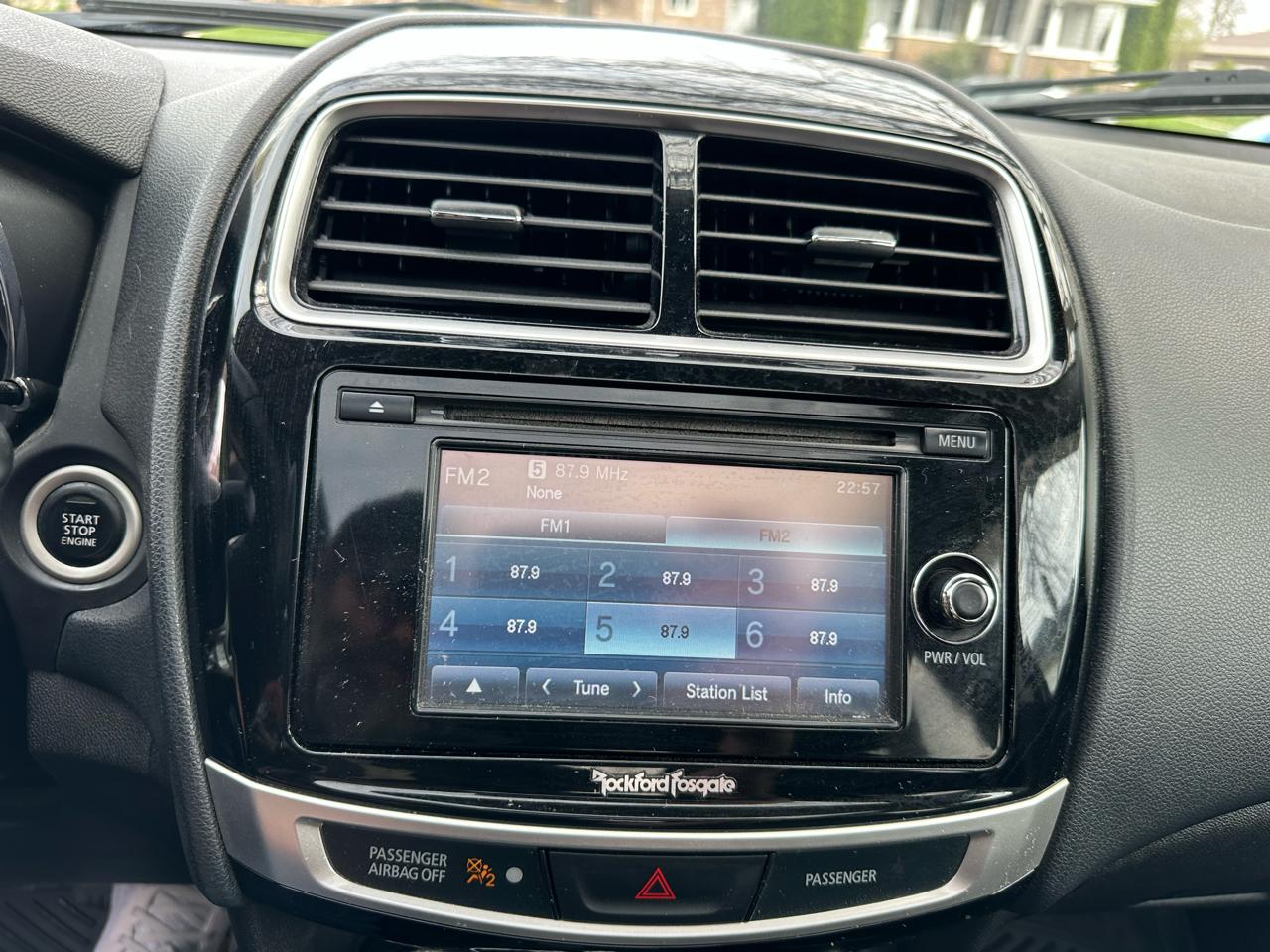 Mitsubishi Outlander Sport SE 4D SUV 4WD 2.0L at 2015