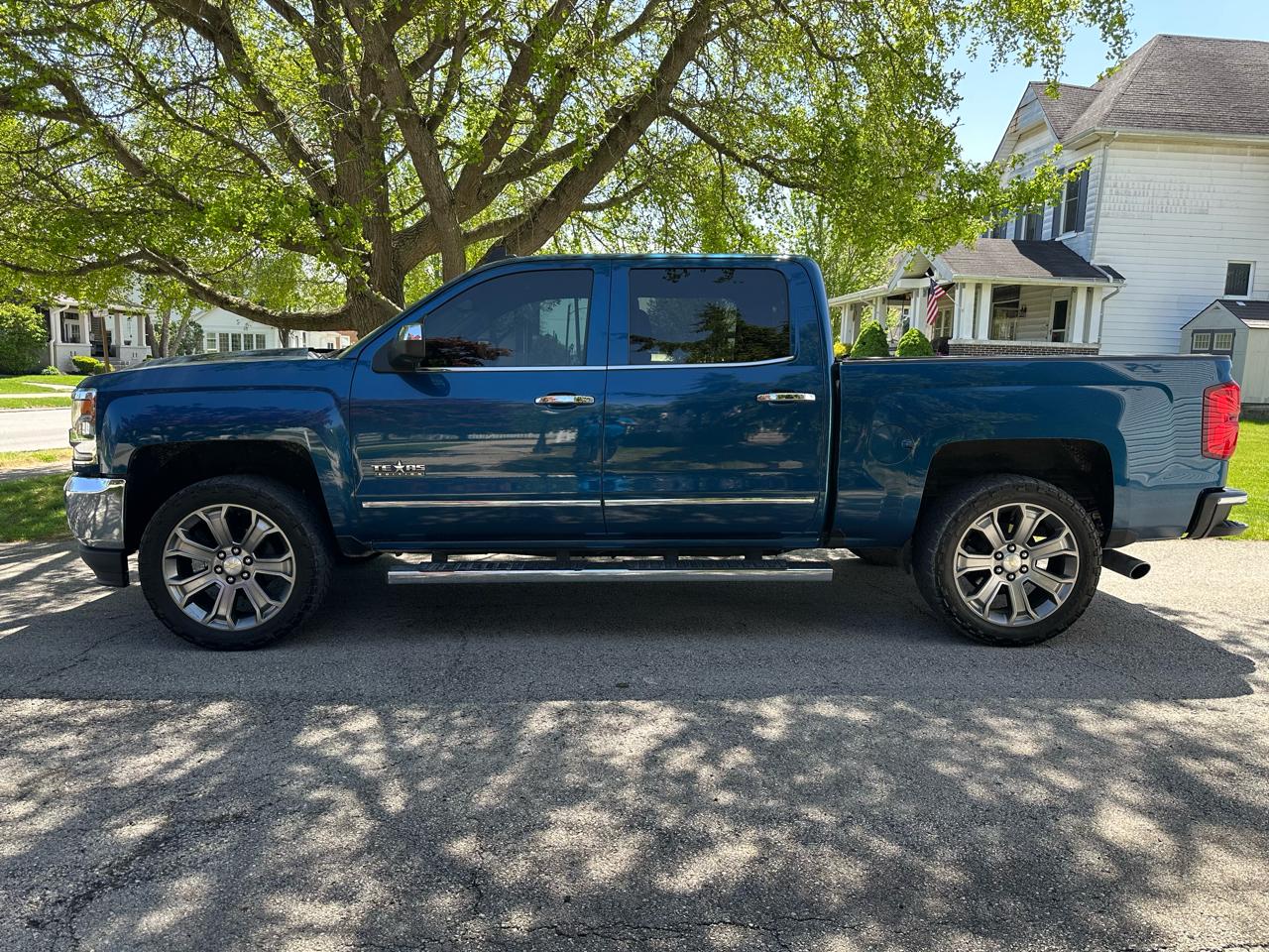 Chevrolet Silverado 1500 LTZ Crew Cab 4WD 2018