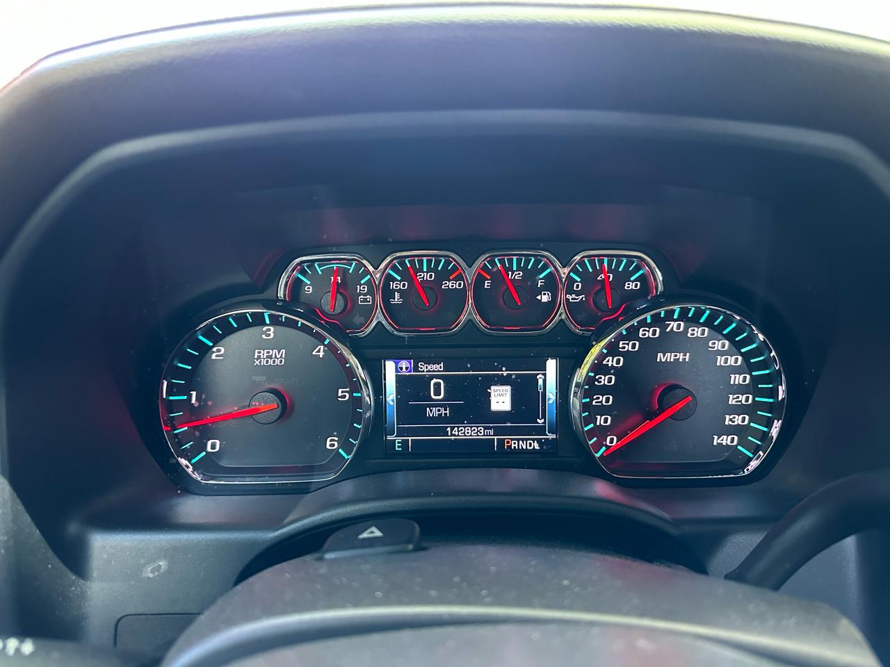 Chevrolet Silverado 1500 LTZ Crew Cab 4WD 2018