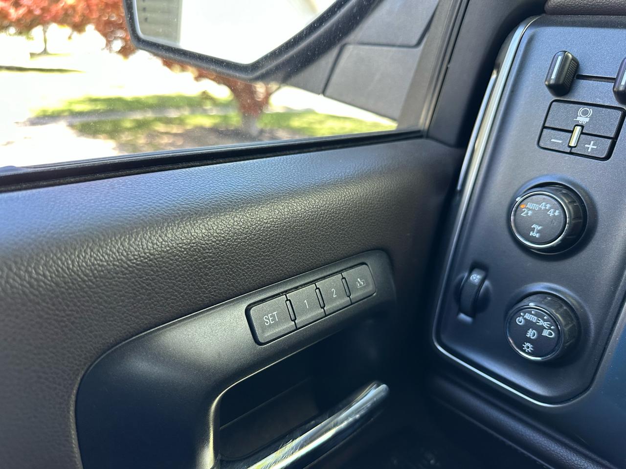 Chevrolet Silverado 1500 LTZ Crew Cab 4WD 2018