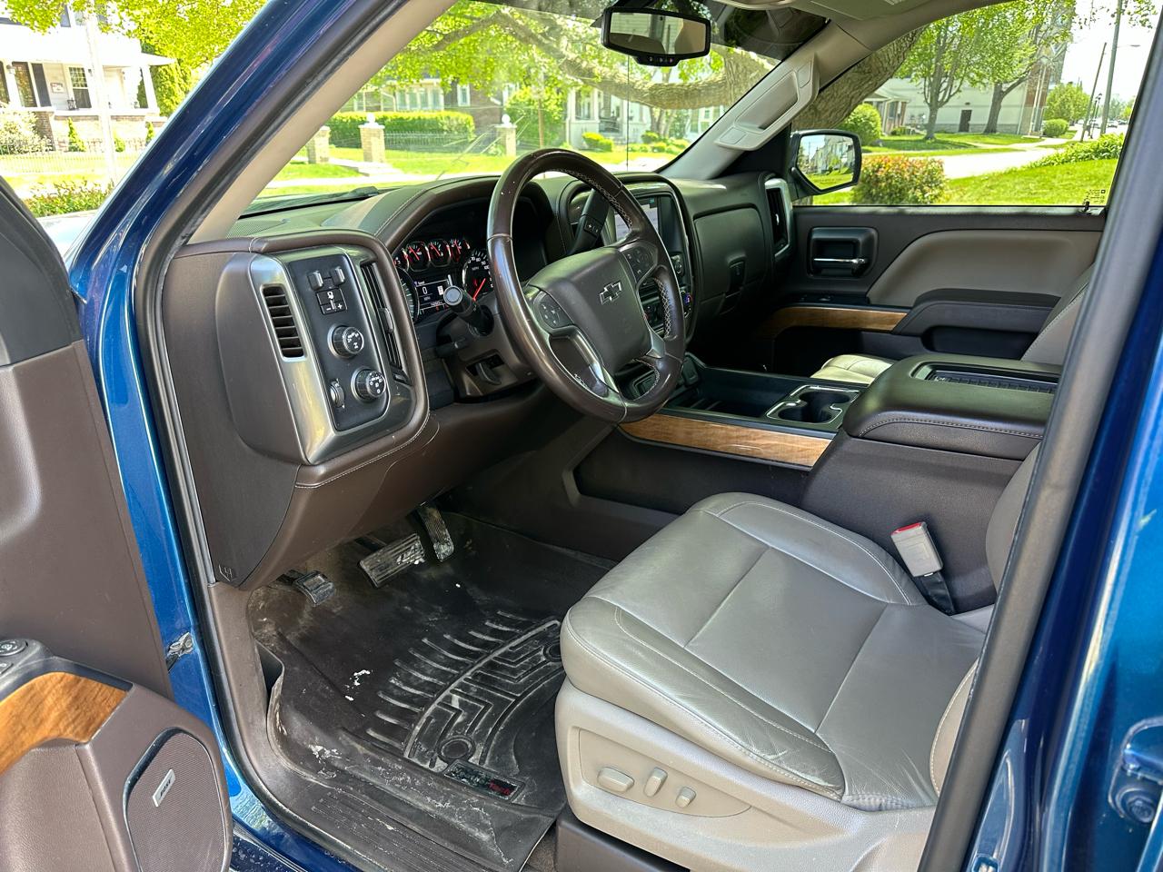 Chevrolet Silverado 1500 LTZ Crew Cab 4WD 2018