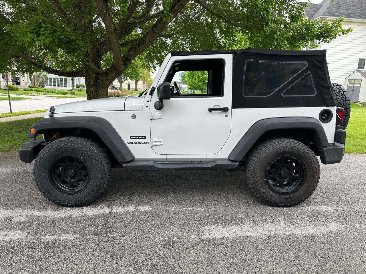 Jeep Wrangler Sport 4WD 2017