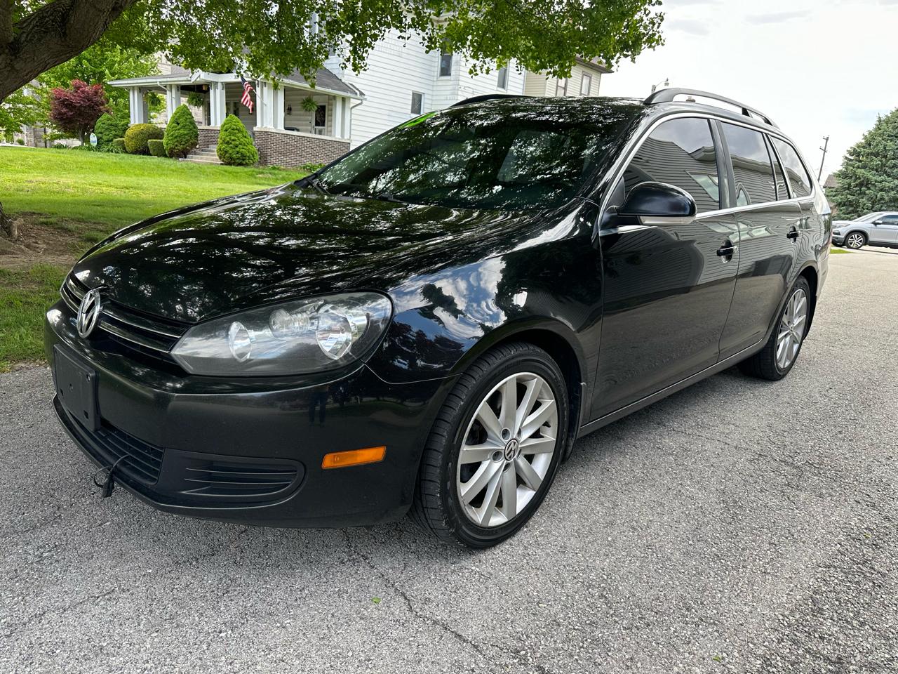 Volkswagen Jetta SportWagen 2.0L TDI 2013