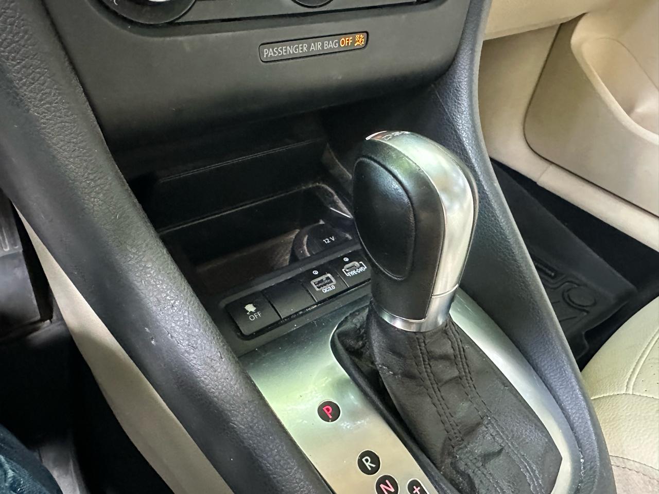 Volkswagen Jetta SportWagen 2.0L TDI 2013
