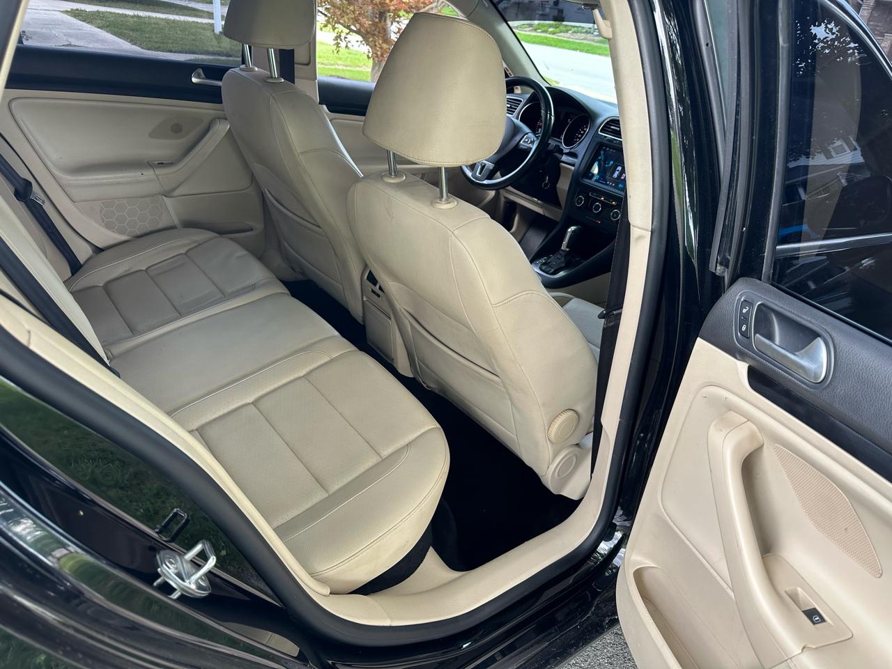 Volkswagen Jetta SportWagen 2.0L TDI 2013