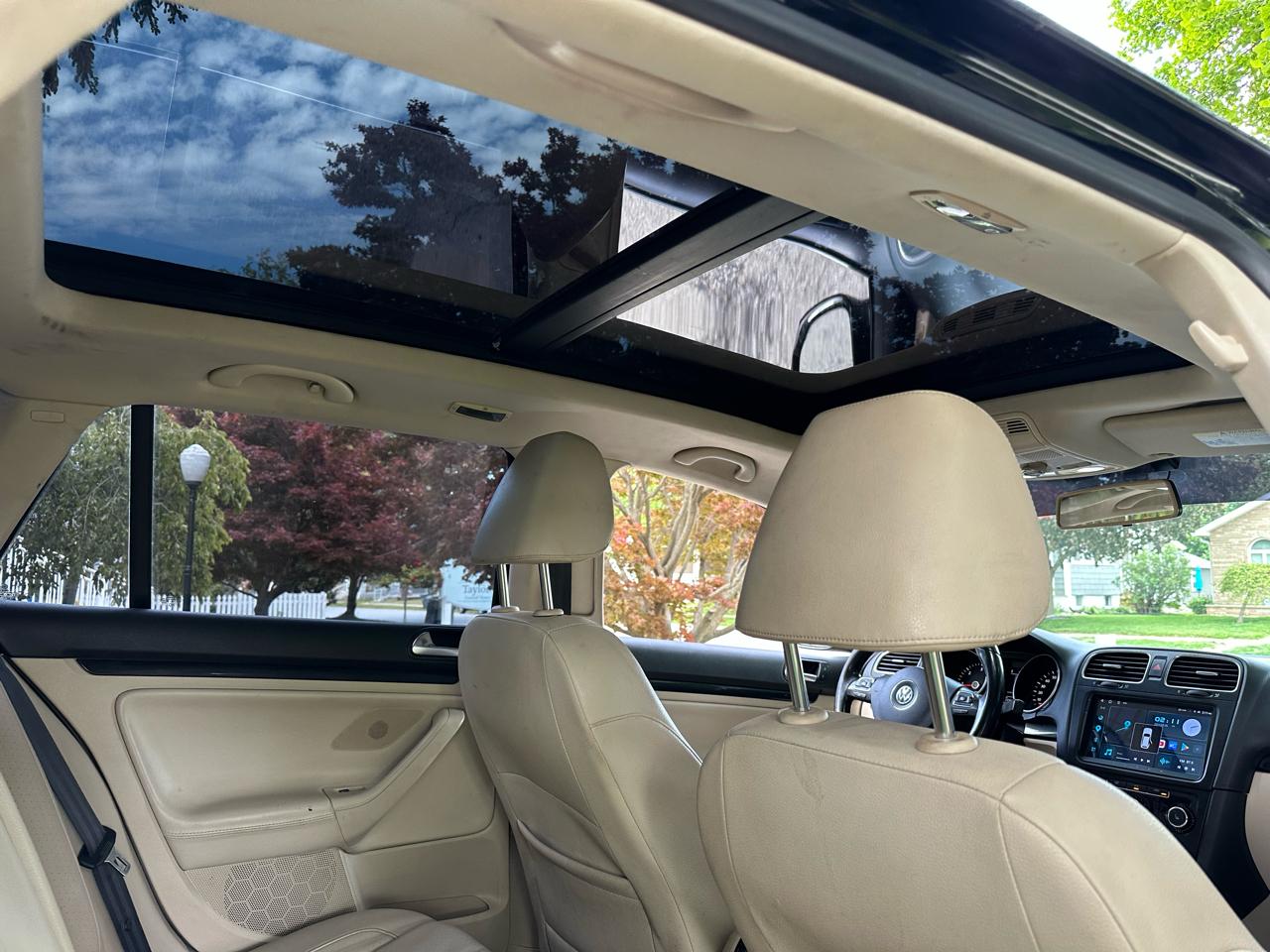 Volkswagen Jetta SportWagen 2.0L TDI 2013