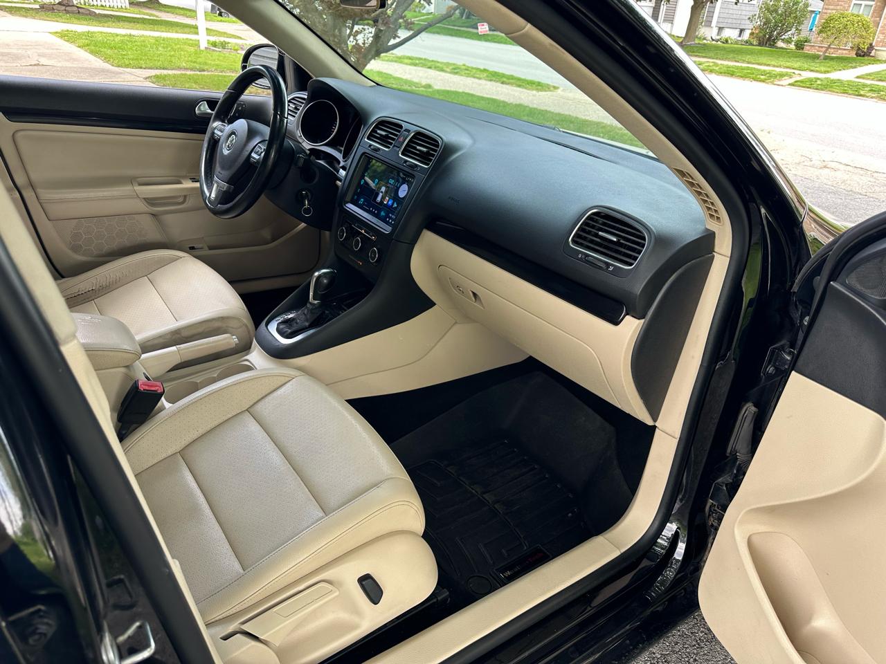 Volkswagen Jetta SportWagen 2.0L TDI 2013