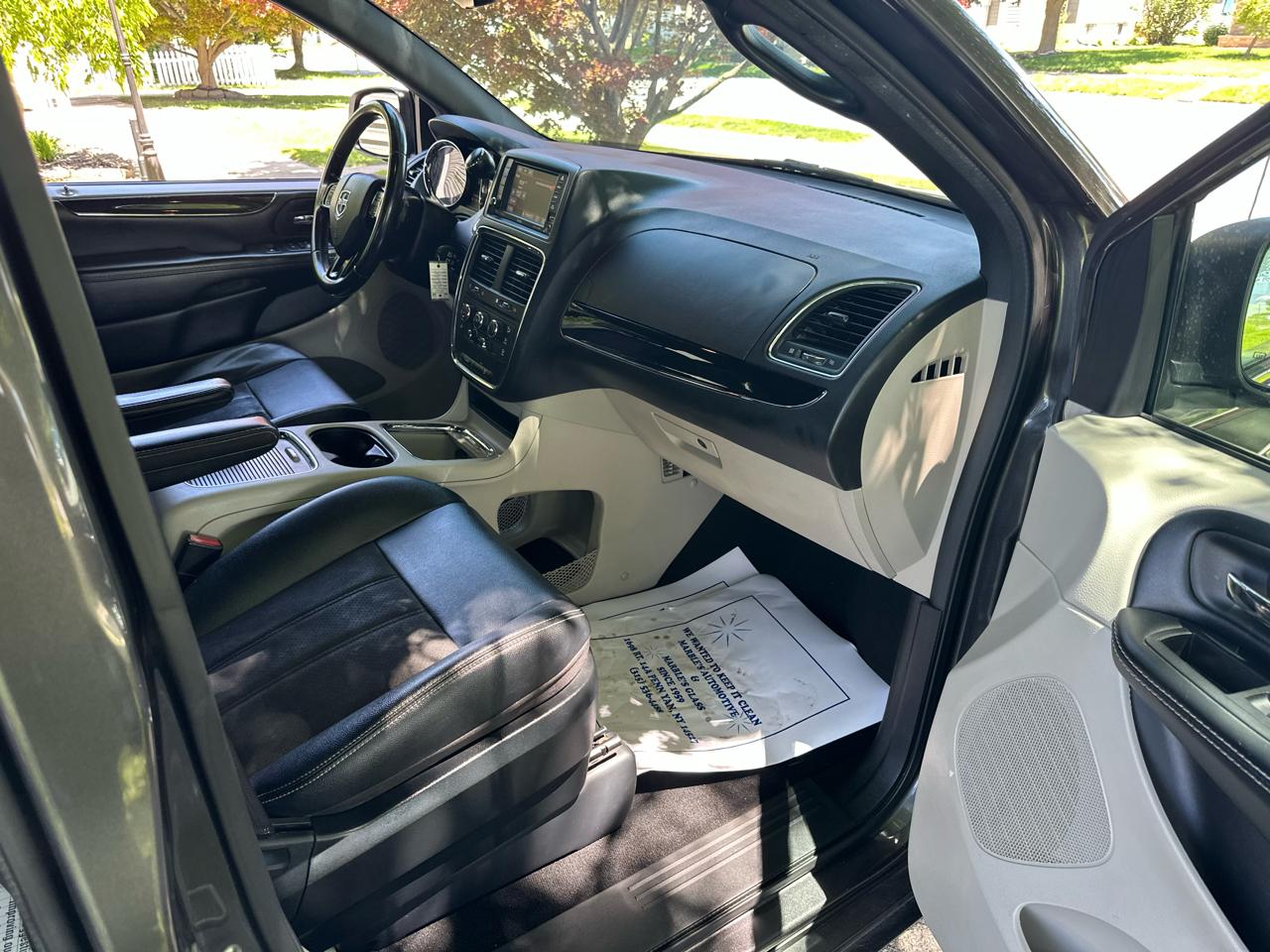 Dodge Grand Caravan SXT 2019