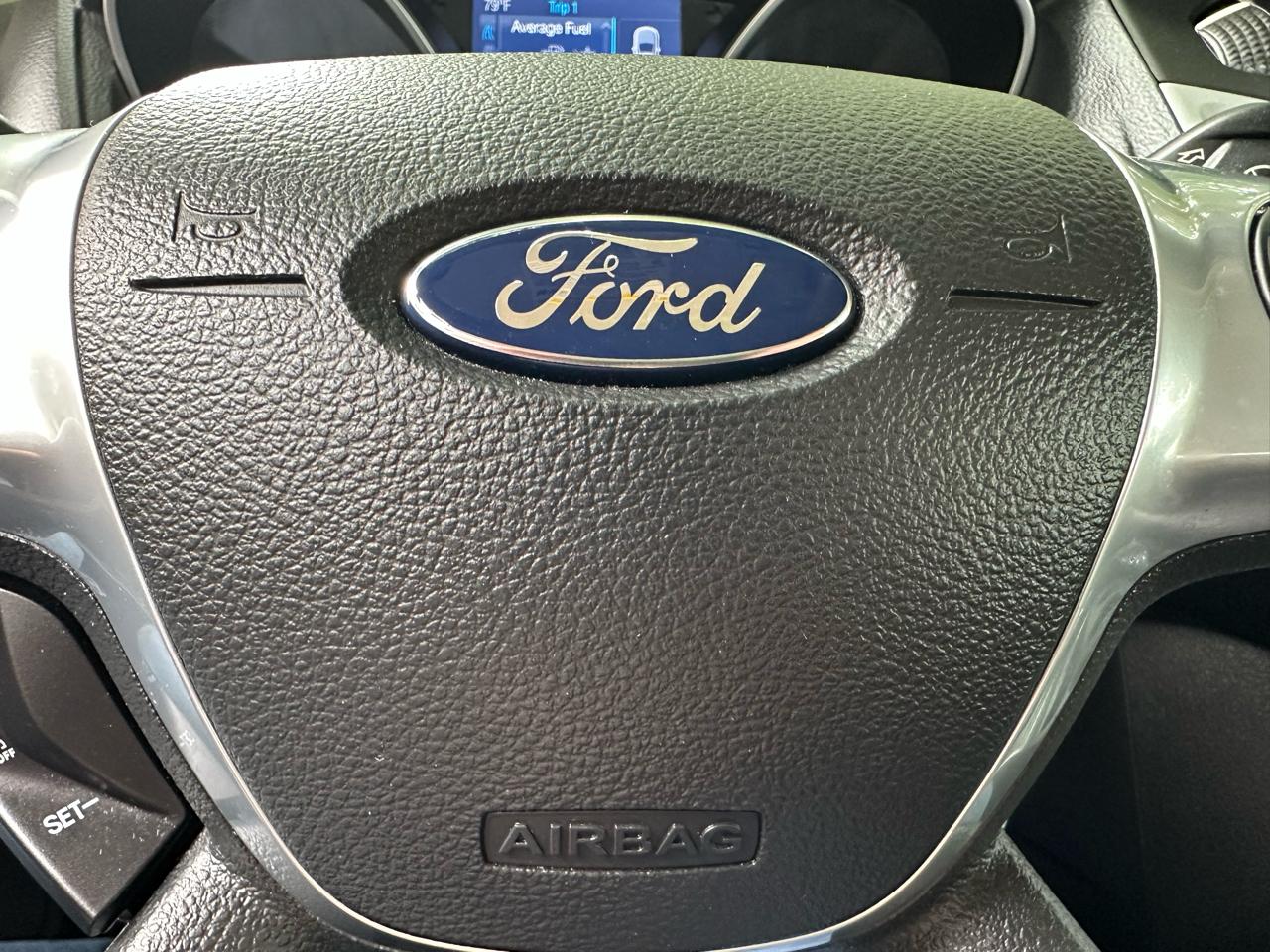 Ford Focus SE Hatch 2014