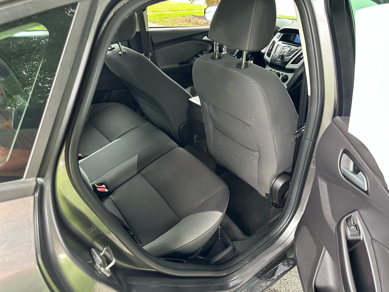Ford Focus SE Hatch 2014