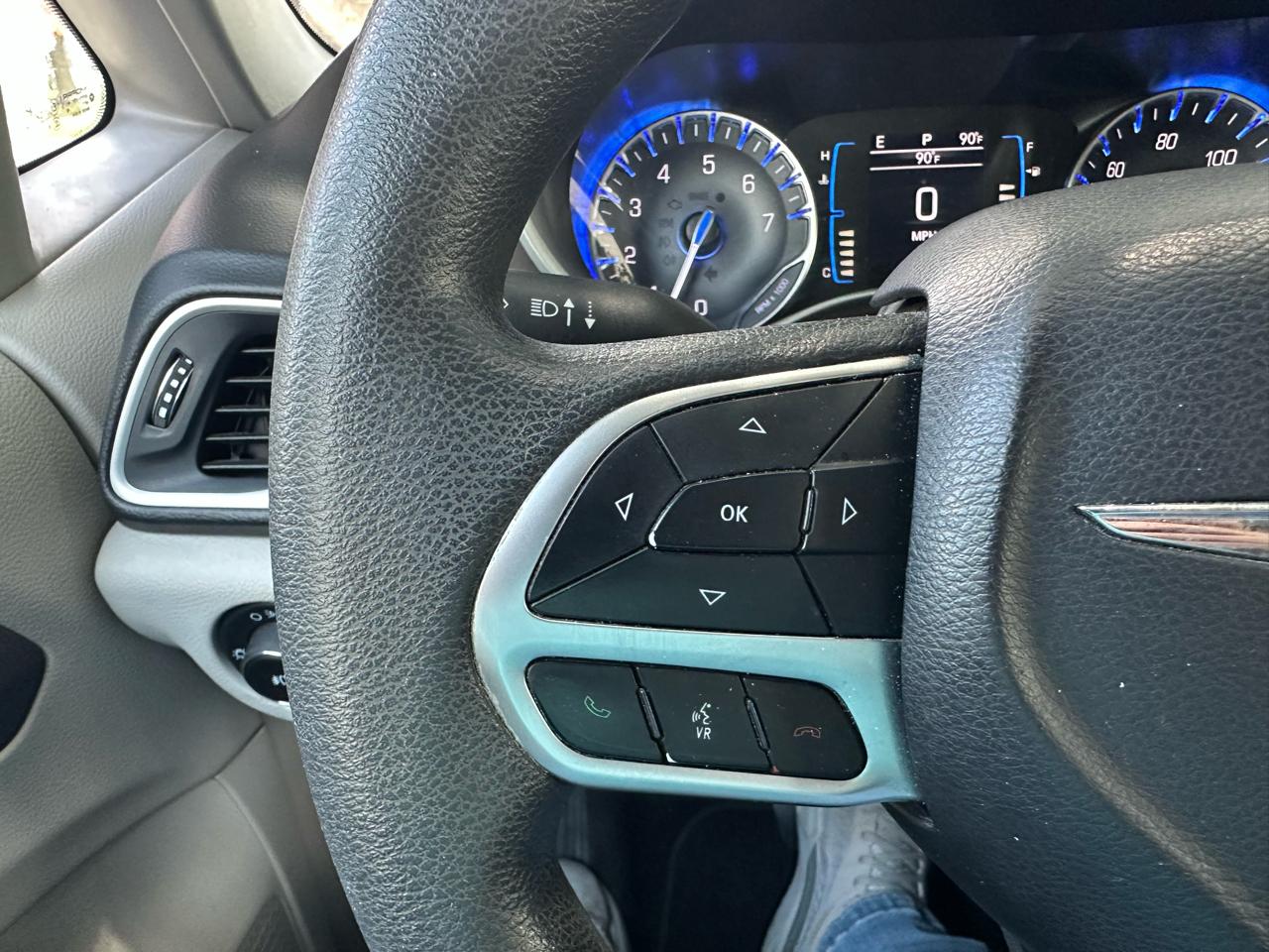 Chrysler Pacifica Touring-L 2017