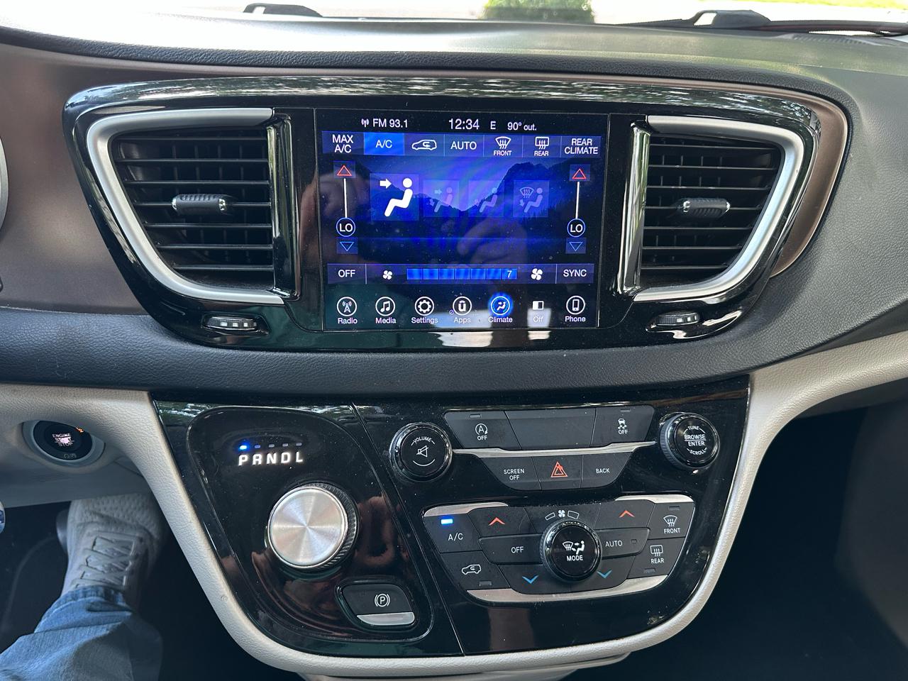 Chrysler Pacifica Touring-L 2017