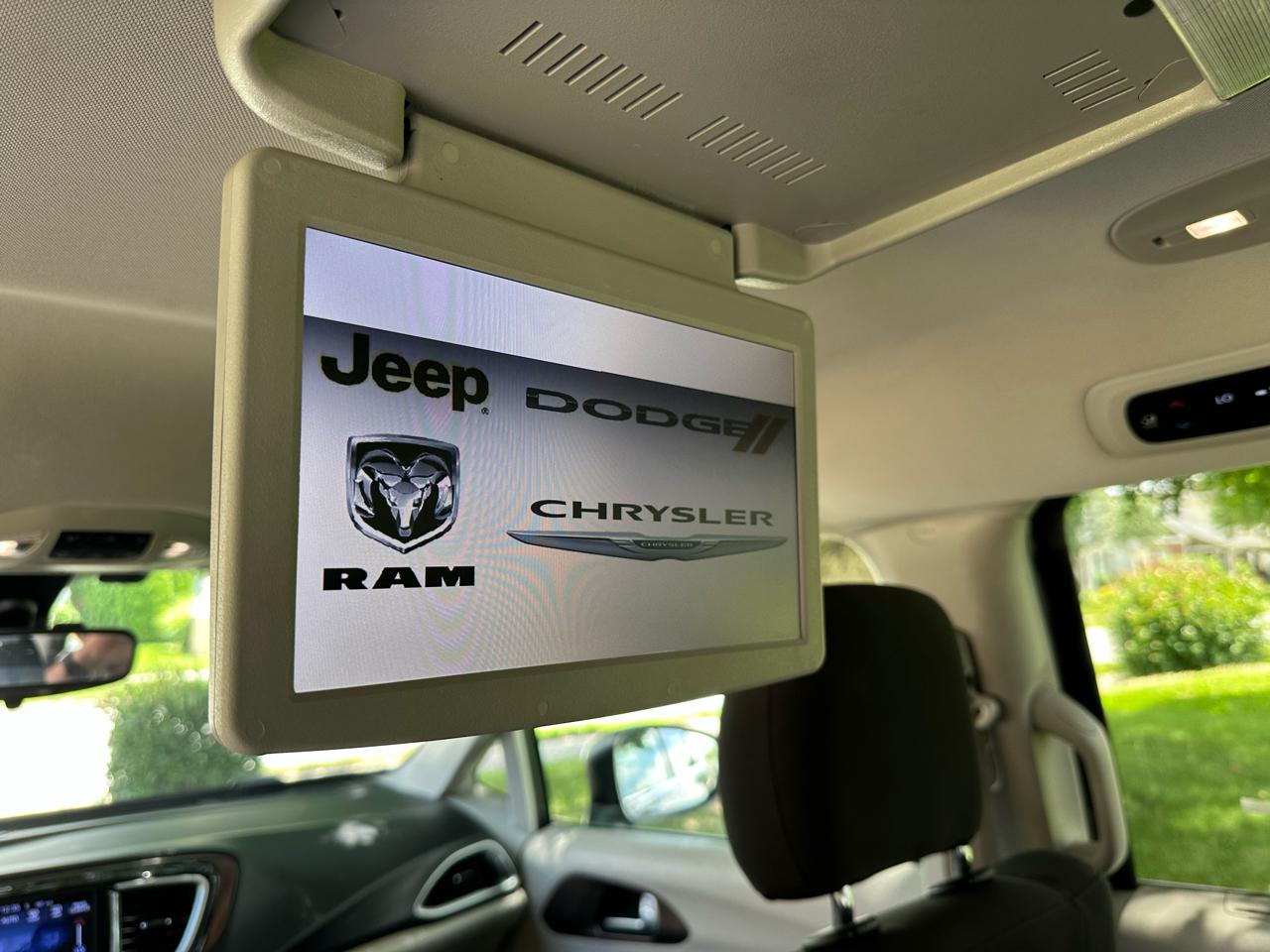 Chrysler Pacifica Touring-L 2017